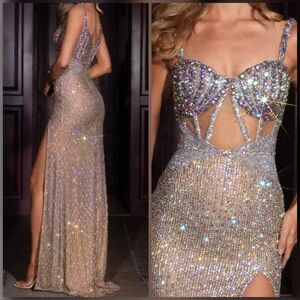 Designer crystal sparkly luxury prom dress or pageant evening gown